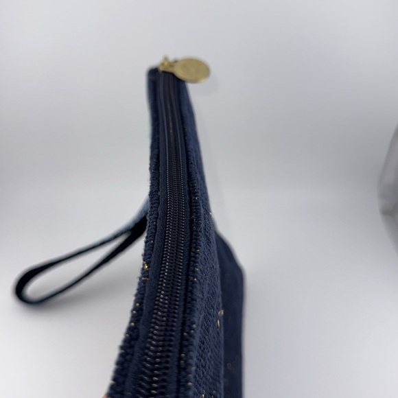 A&B AMERICA & BEYOND G PERSONALIZED INITIAL EMBELLISHED WRISTLET POUCH (Blue) - Picture 11 of 16